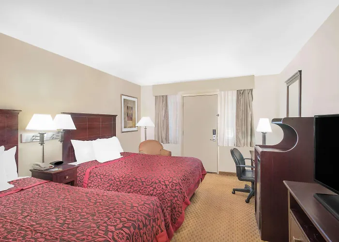 Days Inn By Wyndham Springfield/Phil.Intl Airport