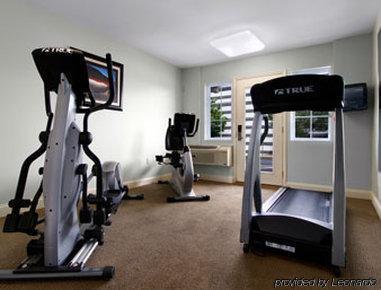 Days By Wyndham Springfield/phil.intl Airport Hotel 2*
