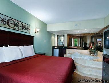 Days By Wyndham Springfield/phil.intl Airport Hotel Springfield