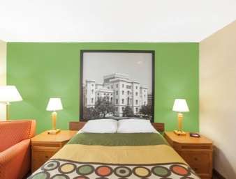 Days By Wyndham Springfield/phil.intl Airport